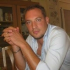 Alex V.