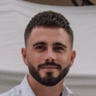 Arnaud B.
