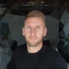 Niko L.
