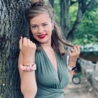 Claire H.